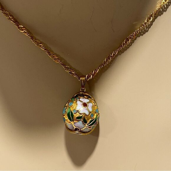 Vintage Cloisonne Gold Plated Caged Floral Design Necklace - Picture 11 of 13